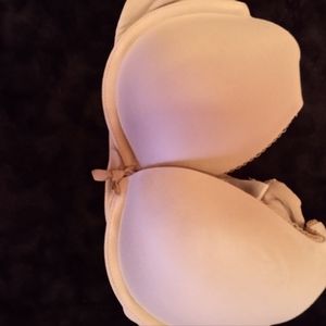 Victoria's secret bra 34b